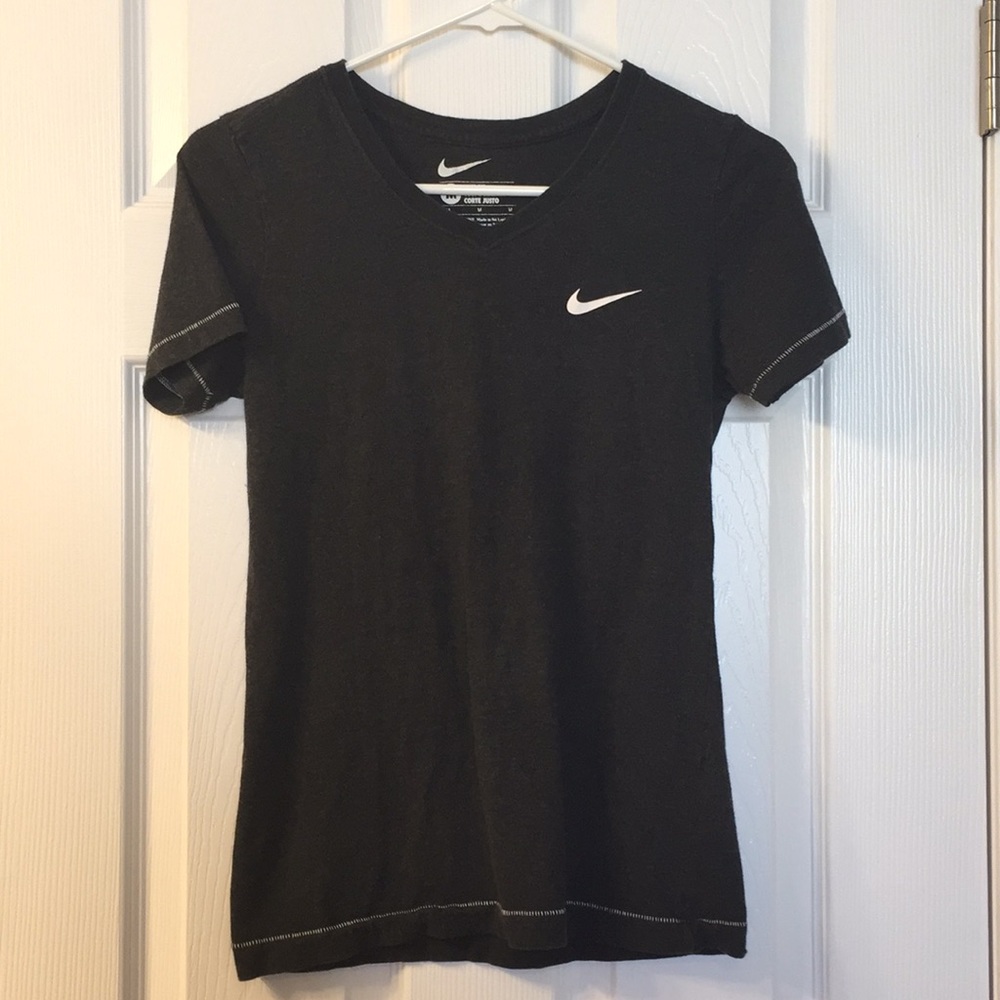 Nike Slim Fit Tee